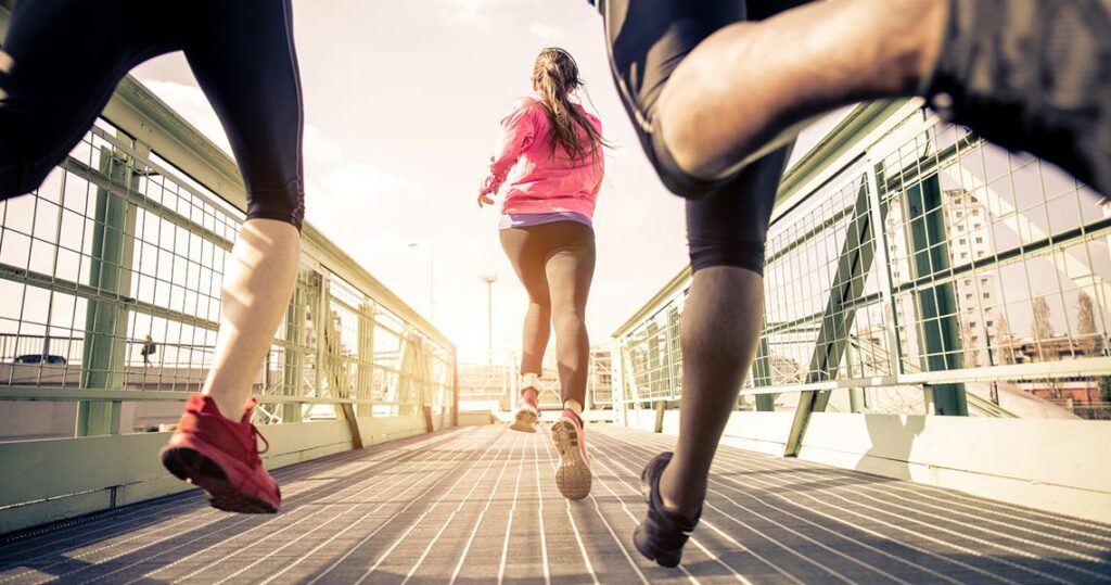 Médio-pé, ponta do pé ou calcanhar: qual a melhor forma de correr?